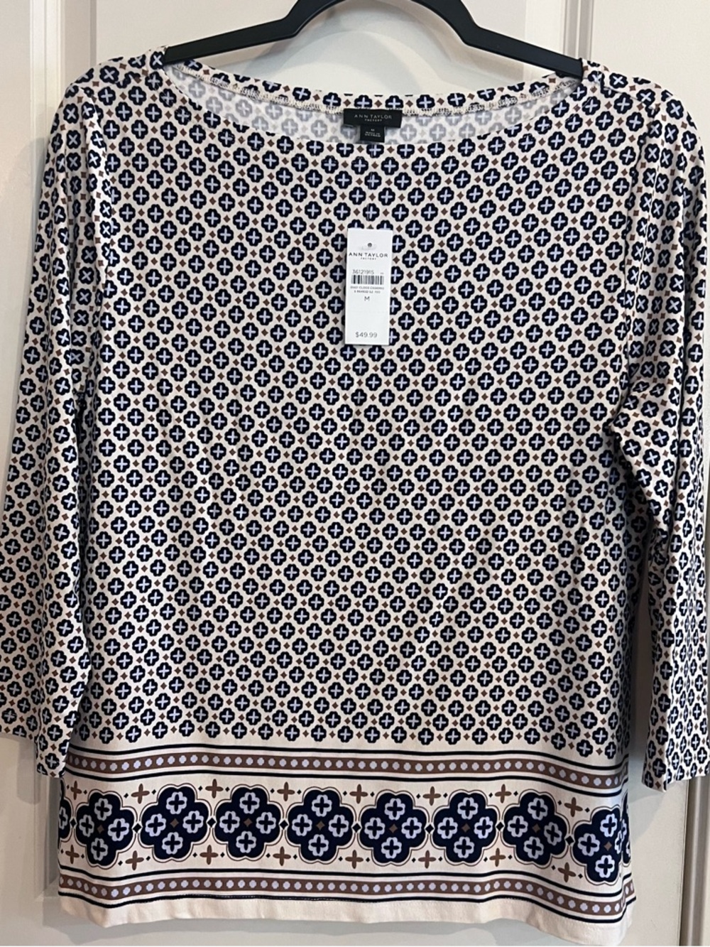 Ann Taylor Navy and Cream Geometric Border-Print Long Sleeve Top